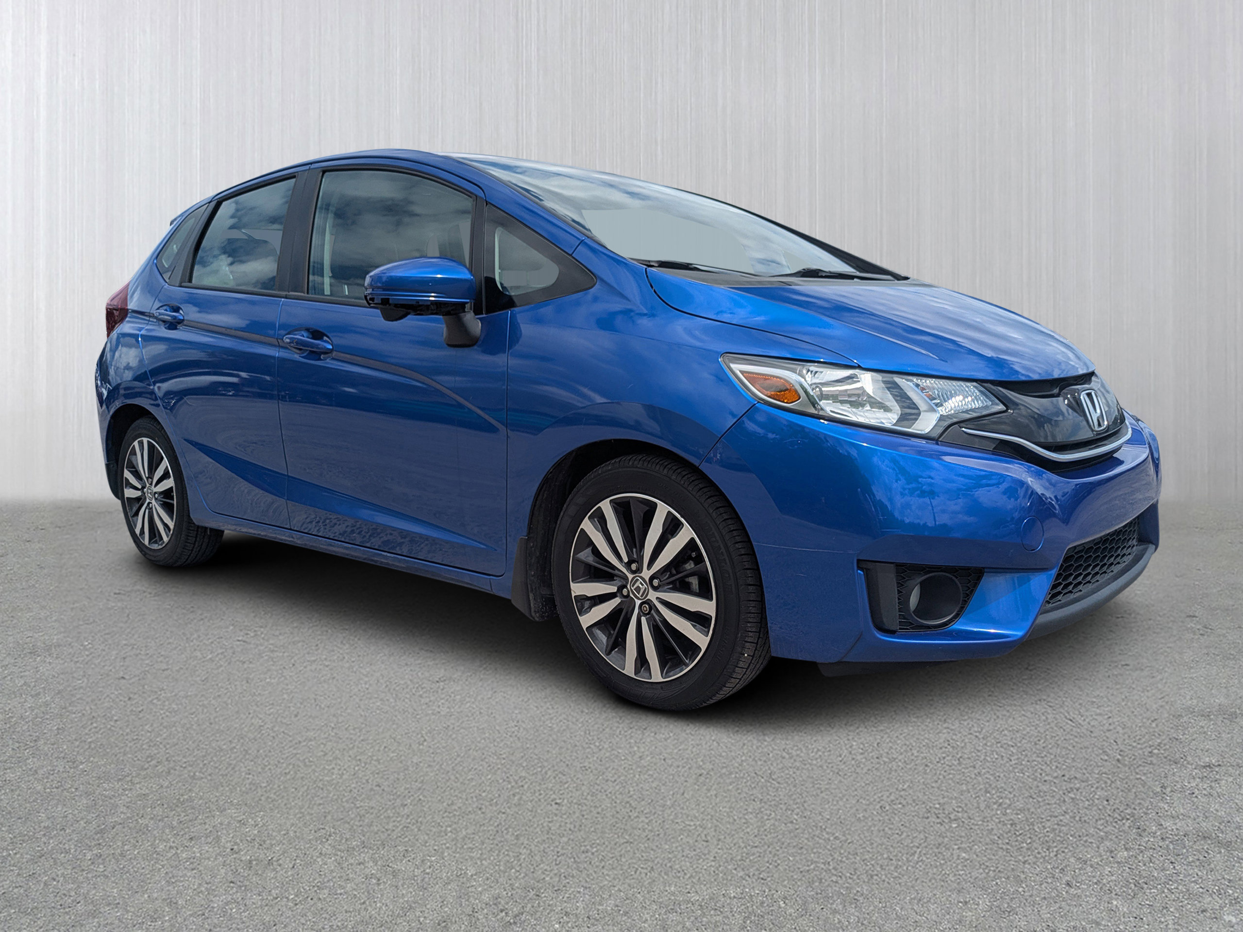 2015 Honda Fit EX Image 3 of 28