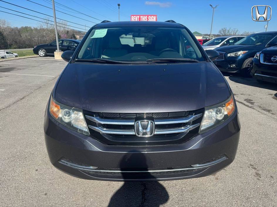 2015 Honda Odyssey LX Image 2 of 20
