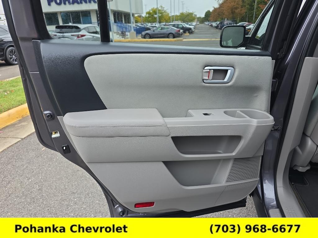 2015 Honda Pilot EX Image 33 of 37