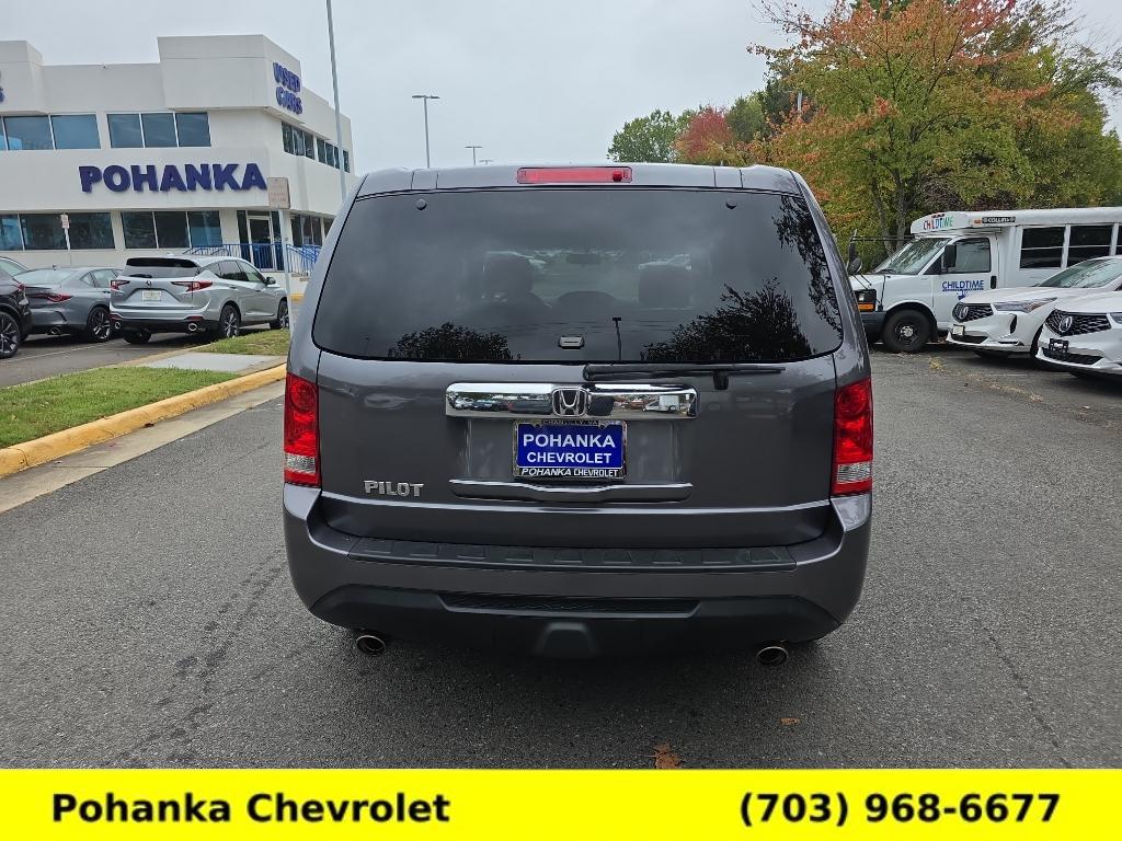 2015 Honda Pilot EX Image 6 of 37