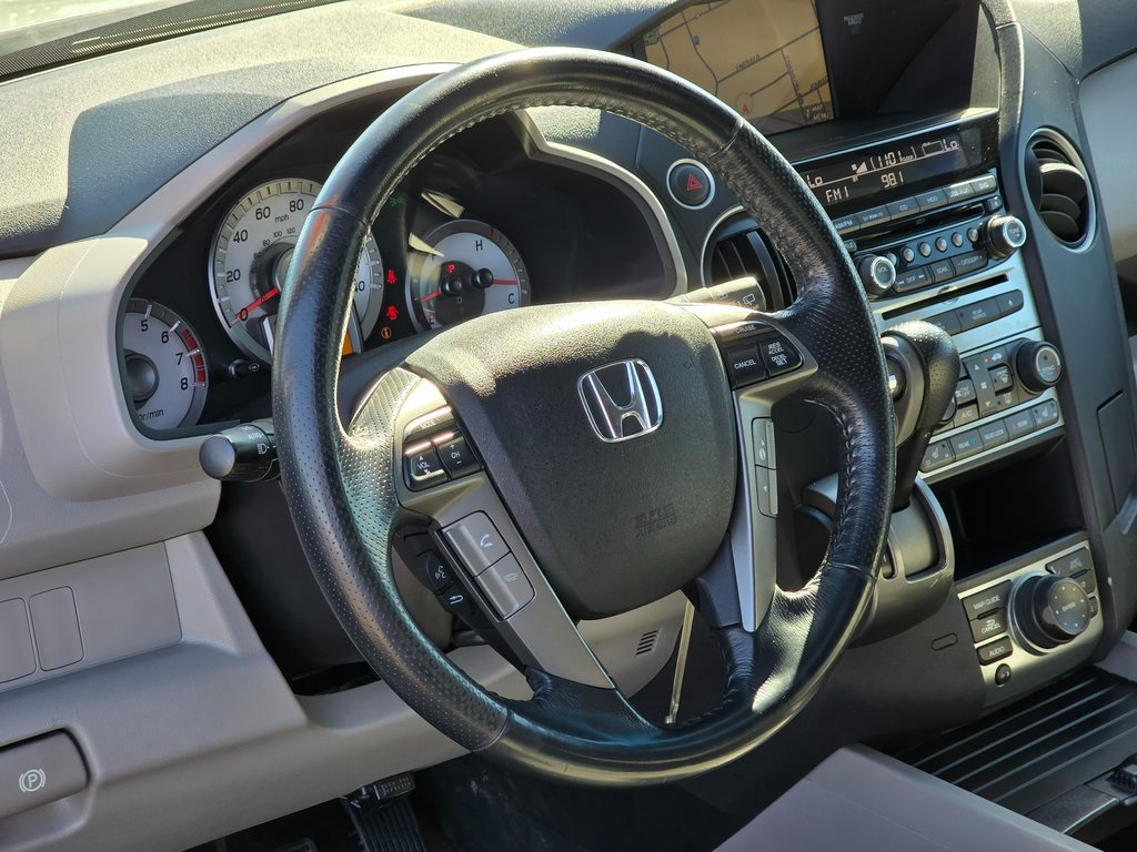 2015 Honda Pilot Touring Image 21 of 44