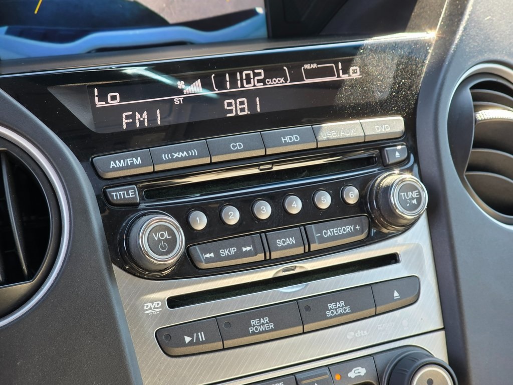 2015 Honda Pilot Touring Image 25 of 44