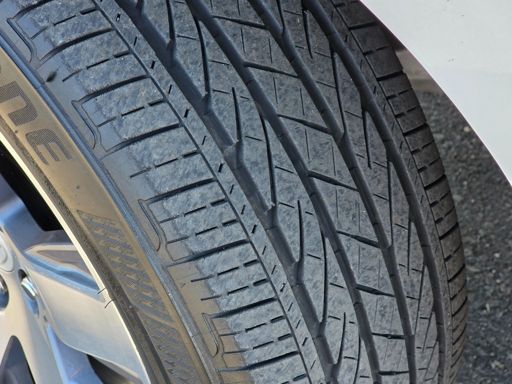 2015 Honda Pilot Touring Image 9 of 44