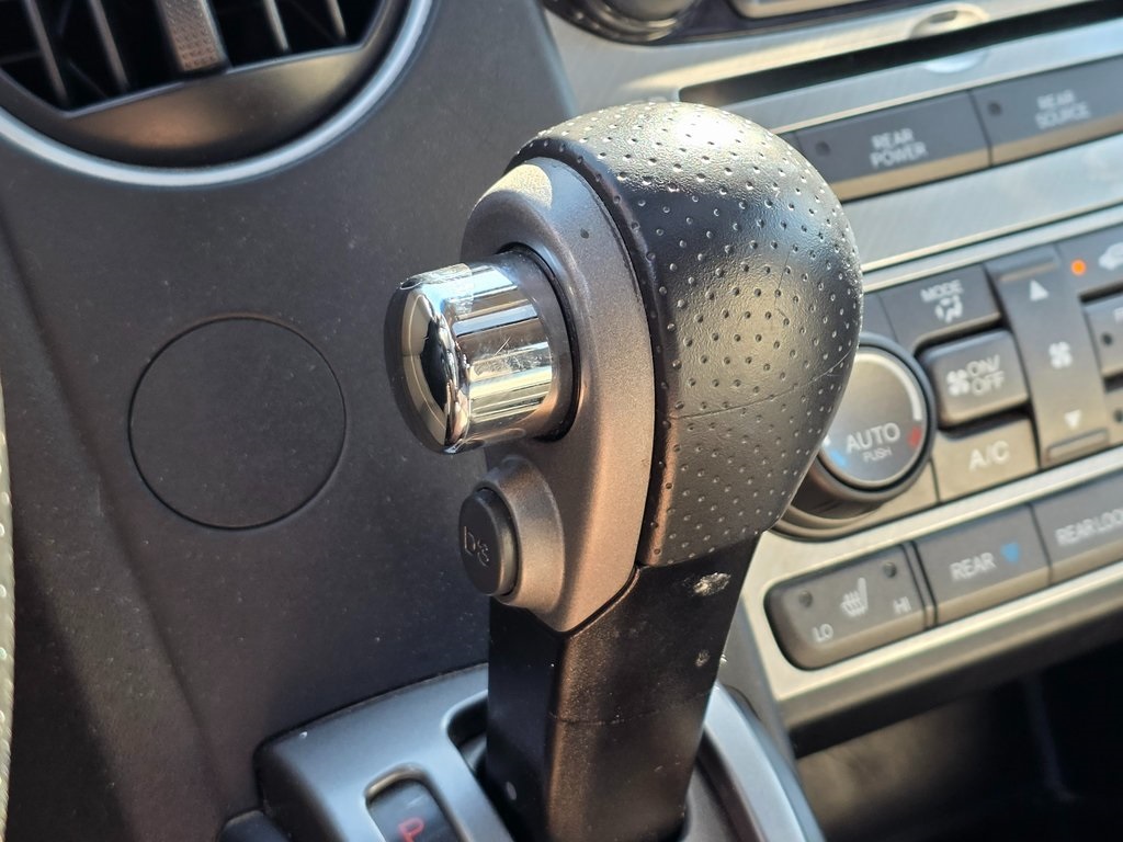 2015 Honda Pilot Touring Image 41 of 44