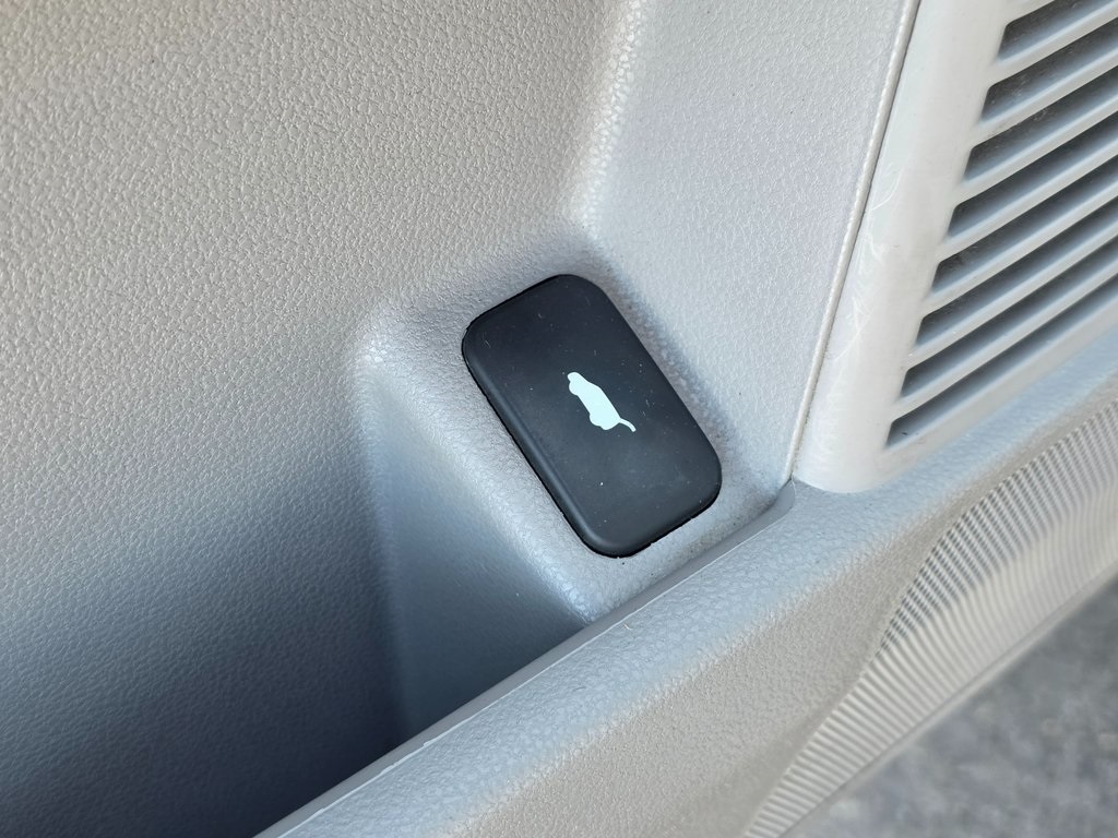 2015 Honda Pilot Touring Image 43 of 44