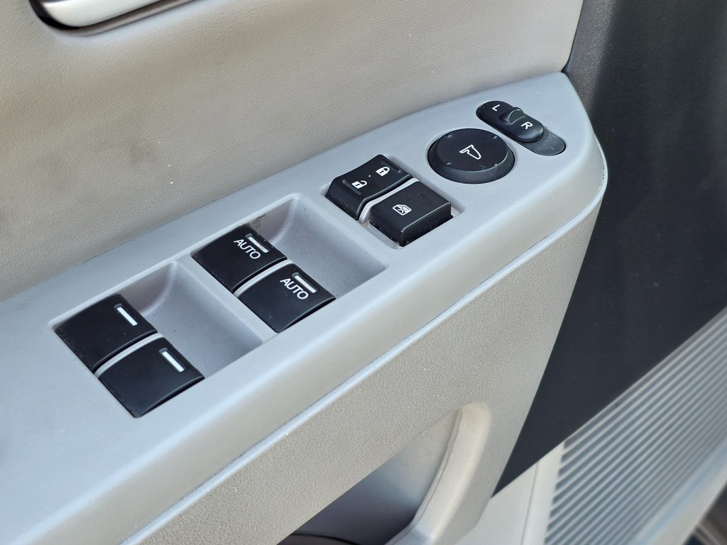 2015 Honda Pilot Touring Image 44 of 44