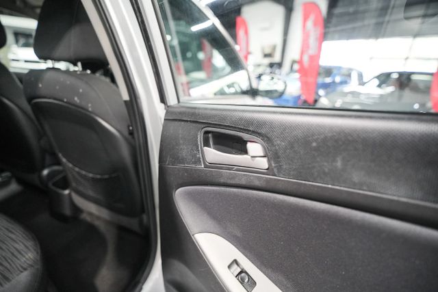 2015 Hyundai Accent GS Image 104 of 104