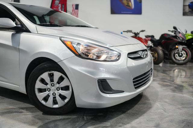 2015 Hyundai Accent GS Image 13 of 104