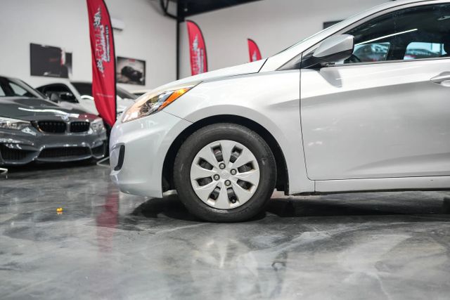 2015 Hyundai Accent GS Image 29 of 104