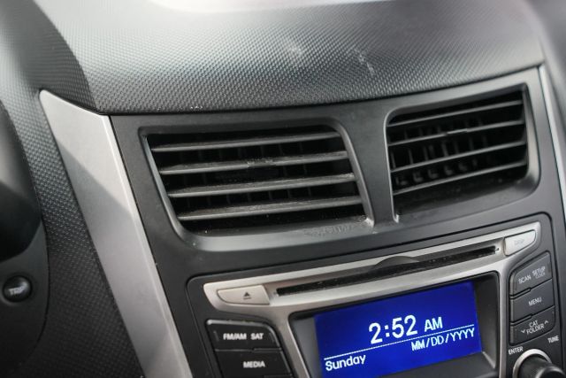 2015 Hyundai Accent GS Image 60 of 104