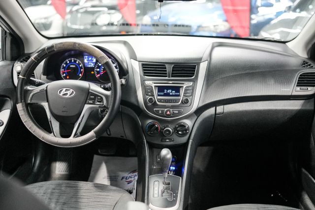2015 Hyundai Accent GS Image 44 of 104