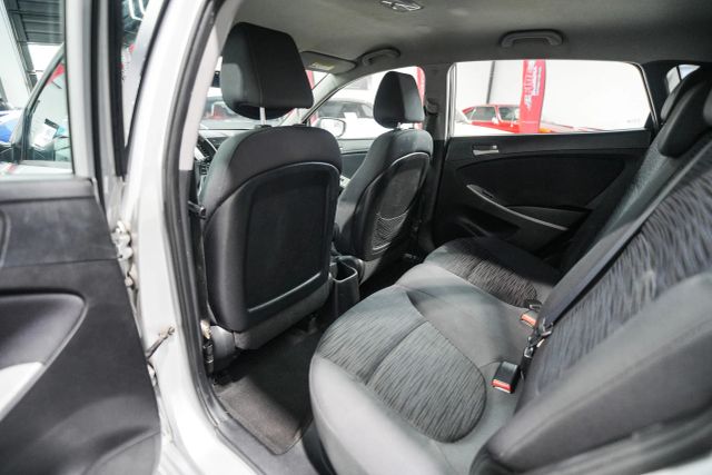 2015 Hyundai Accent GS Image 38 of 104