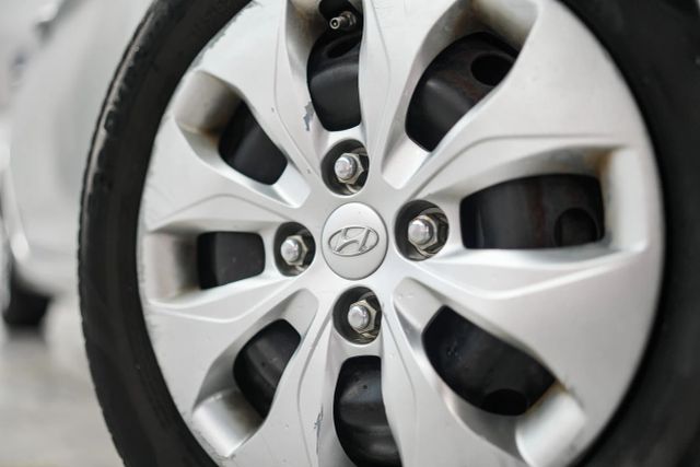 2015 Hyundai Accent GS Image 25 of 104