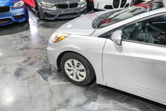 2015 Hyundai Accent GS Image 30 of 104