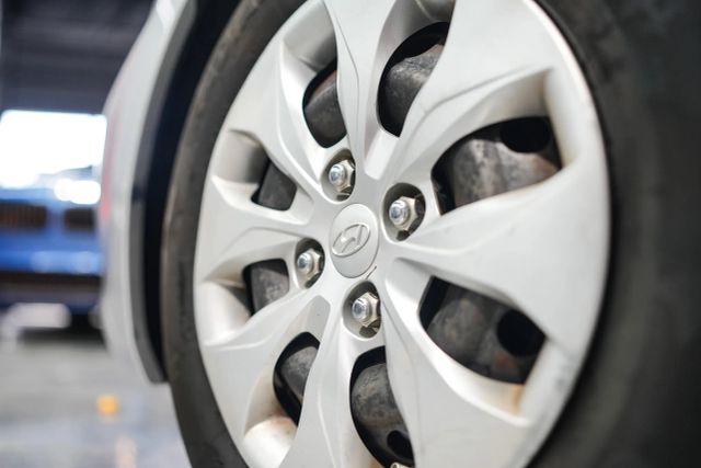 2015 Hyundai Accent GS Image 24 of 104