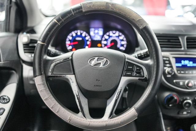 2015 Hyundai Accent GS Image 53 of 104