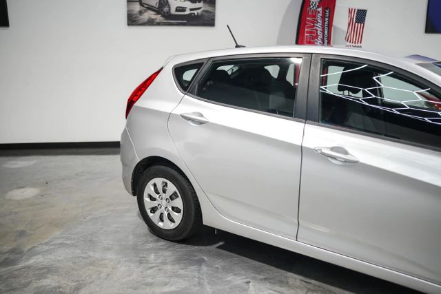 2015 Hyundai Accent GS Image 14 of 104