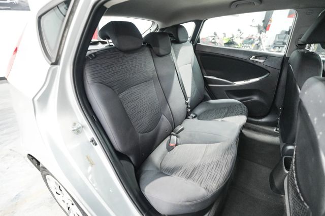 2015 Hyundai Accent GS Image 31 of 104