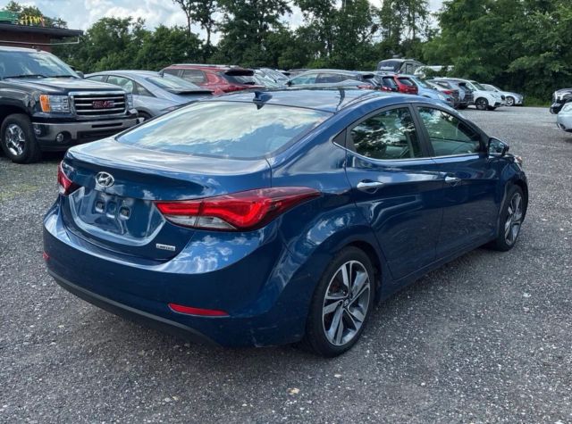 2015 Hyundai Elantra Limited Image 3 of 4