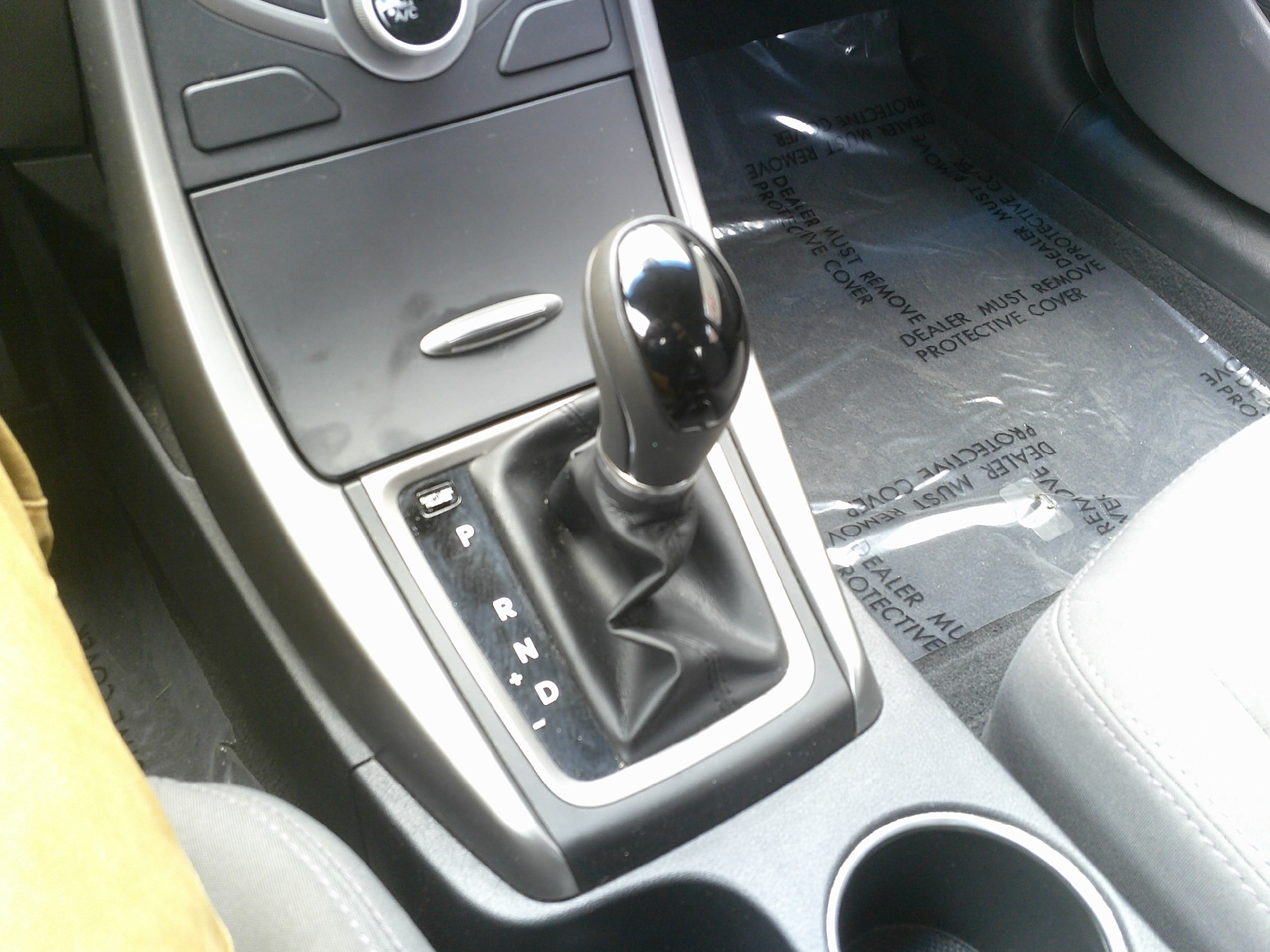 Vehicle image 18 of 23