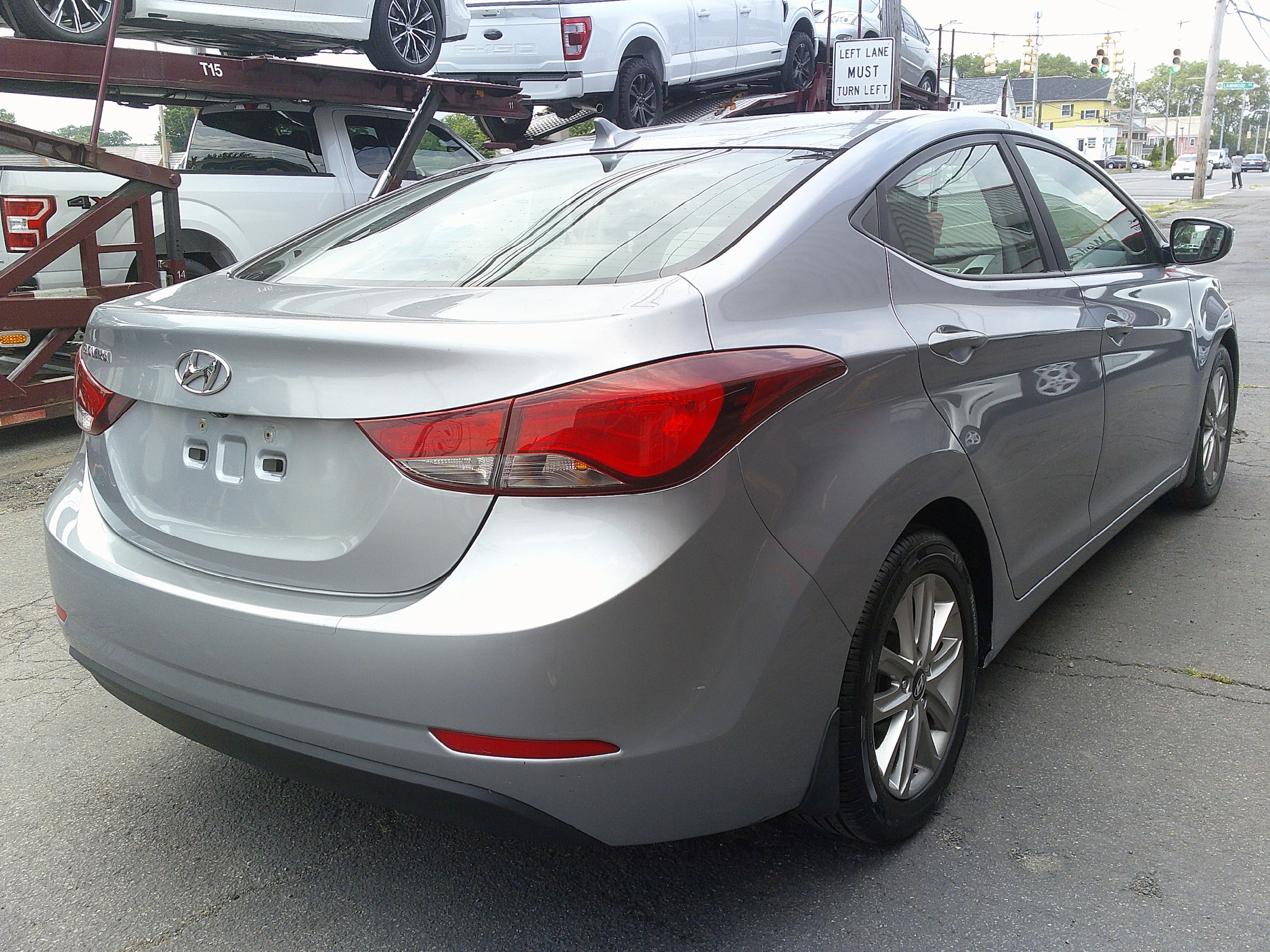 Vehicle image 7 of 23