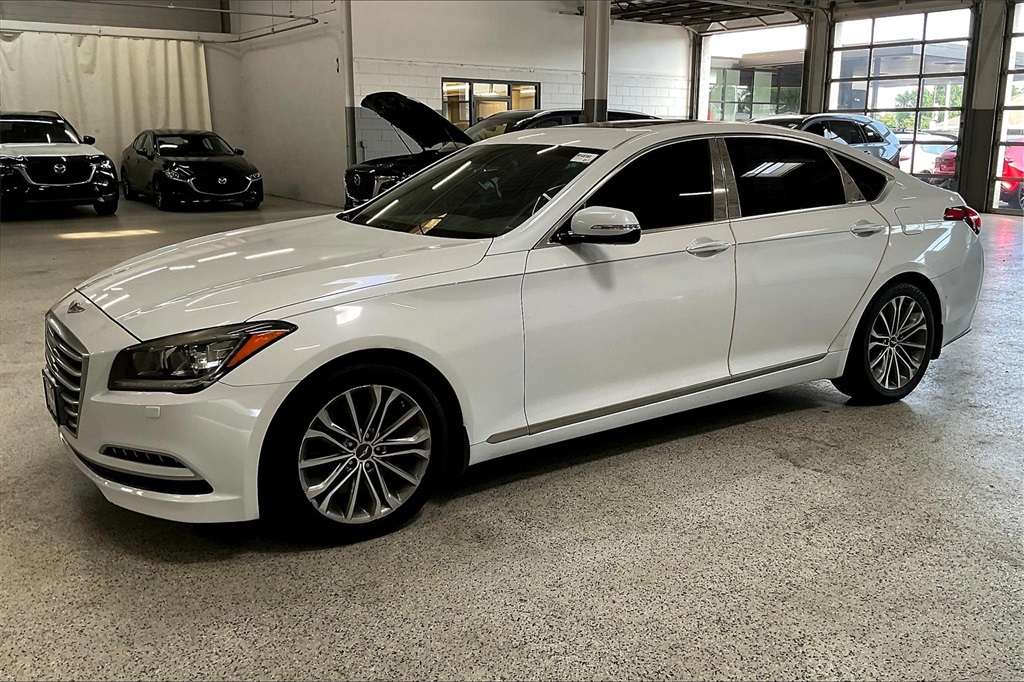 Vehicle image 2 of 34