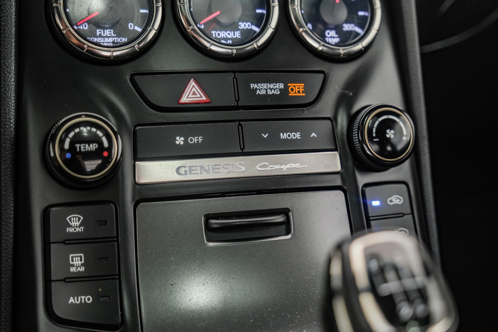 2015 Hyundai Genesis 3.8 Base Image 66 of 68