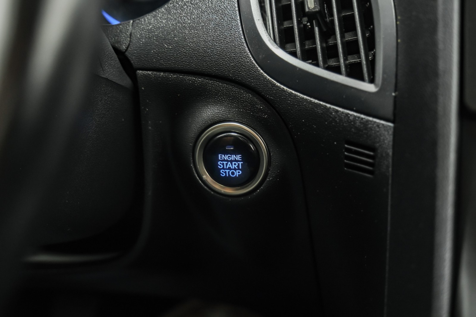 2015 Hyundai Genesis 3.8 Base Image 56 of 68