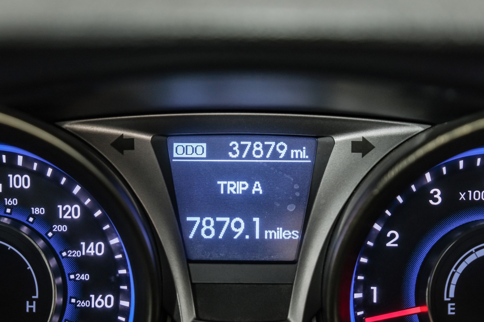 2015 Hyundai Genesis 3.8 Base Image 34 of 68