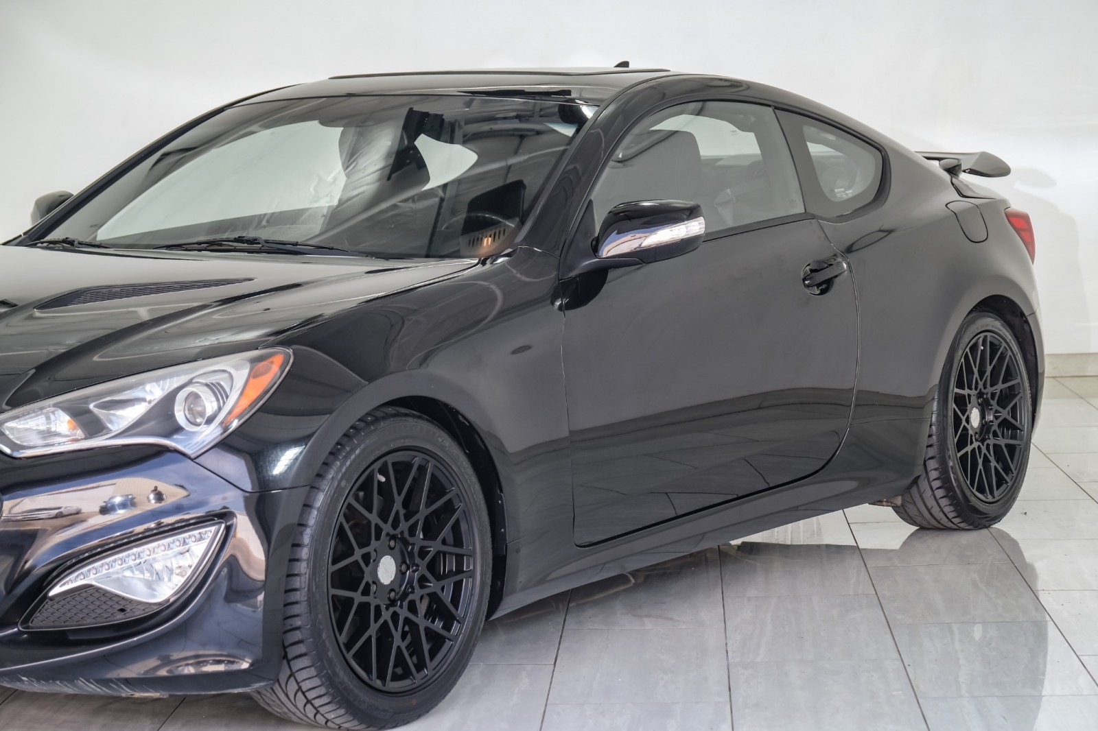 2015 Hyundai Genesis 3.8 Base Image 1 of 68