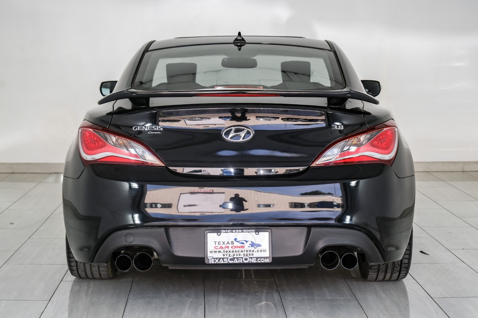 2015 Hyundai Genesis 3.8 Base Image 12 of 68