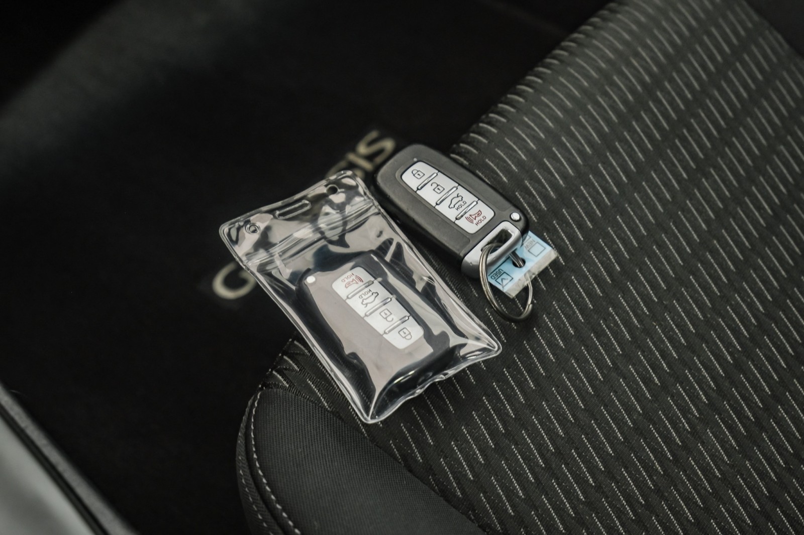 2015 Hyundai Genesis 3.8 Base Image 48 of 68