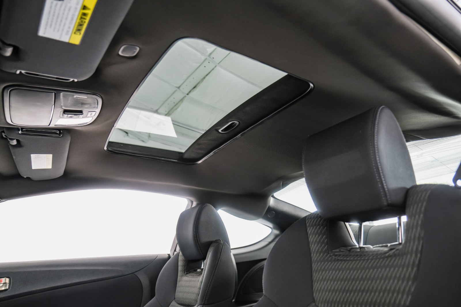 2015 Hyundai Genesis 3.8 Base Image 26 of 68