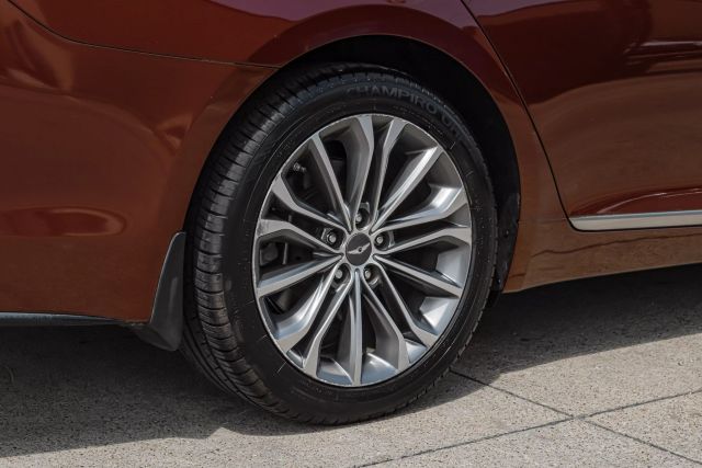2015 Hyundai Genesis 3.8L Image 48 of 53