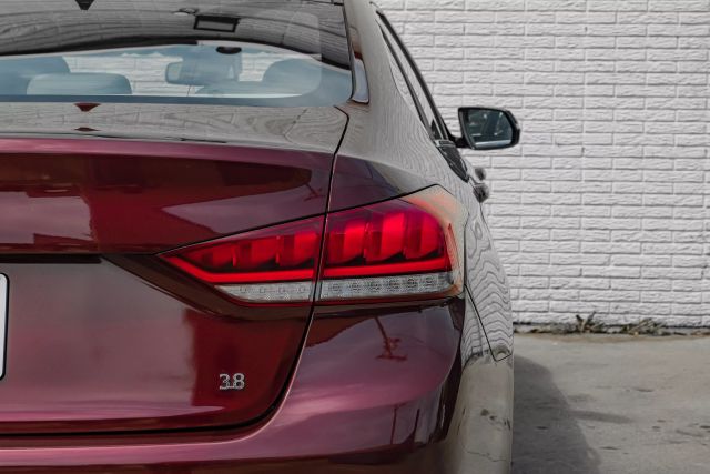 2015 Hyundai Genesis 3.8L Image 42 of 53