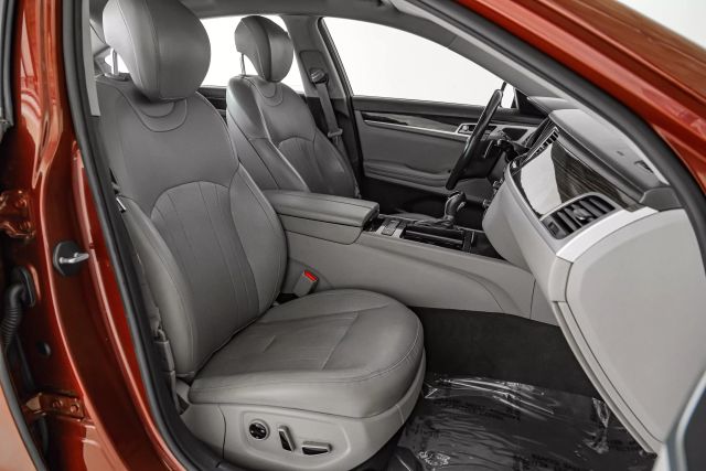 2015 Hyundai Genesis 3.8L Image 27 of 53