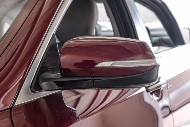 2015 Hyundai Genesis 3.8L Image 35 of 53