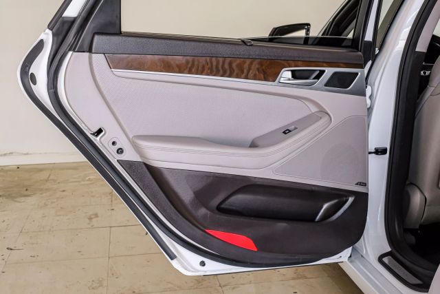 2015 Hyundai Genesis 5.0L Image 43 of 65