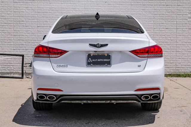 2015 Hyundai Genesis 5.0L Image 6 of 65