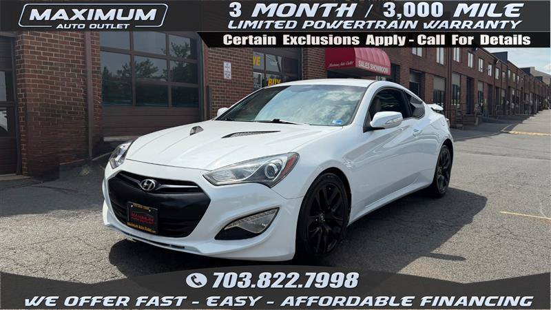 2015 Hyundai Genesis 3.8 Base Image 2 of 22