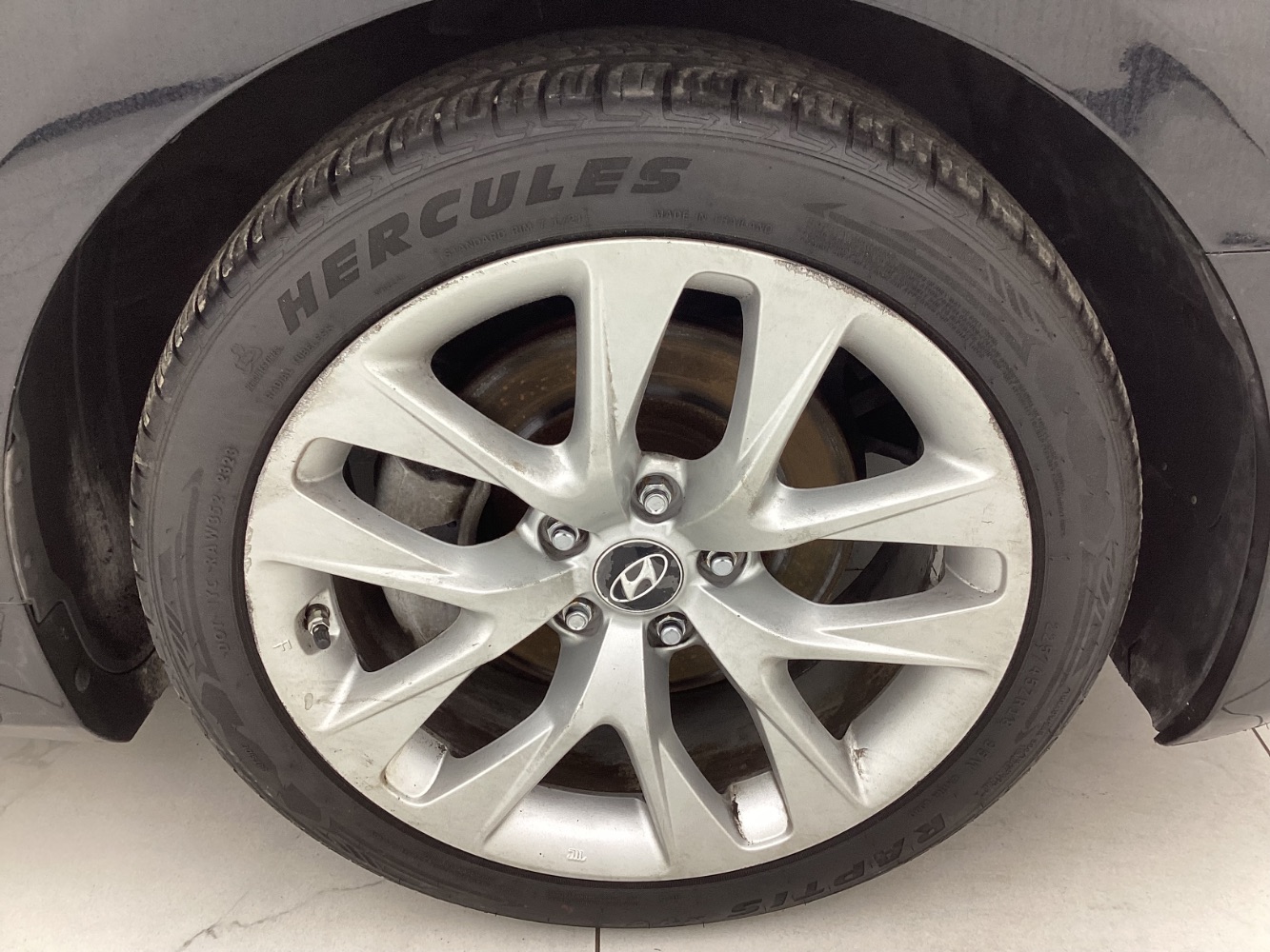 2015 Hyundai Genesis 3.8 Base Image 42 of 43