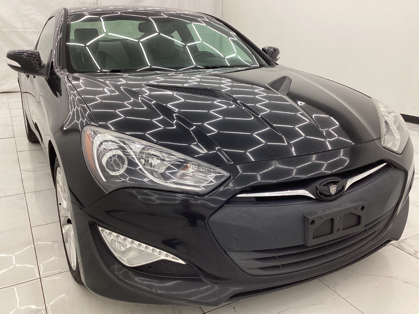 2015 Hyundai Genesis 3.8 Base Image 4 of 43