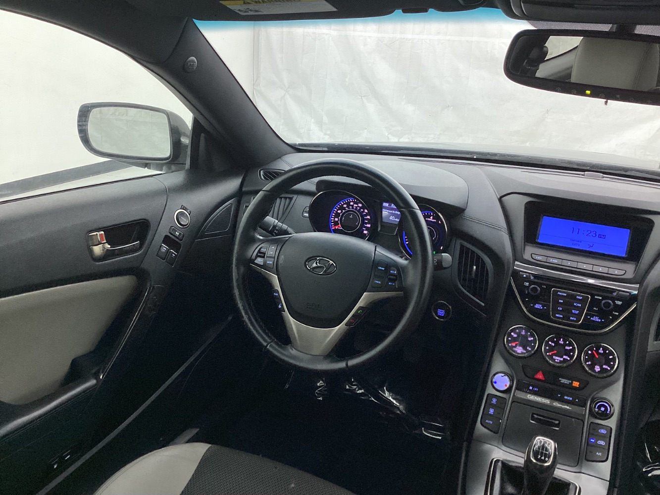 2015 Hyundai Genesis 3.8 Base Image 23 of 43