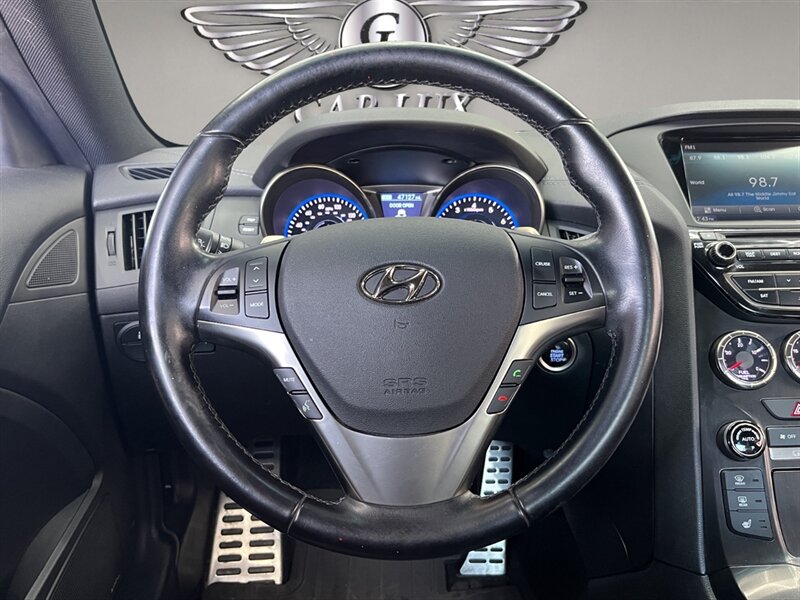 Vehicle image 19 of 20