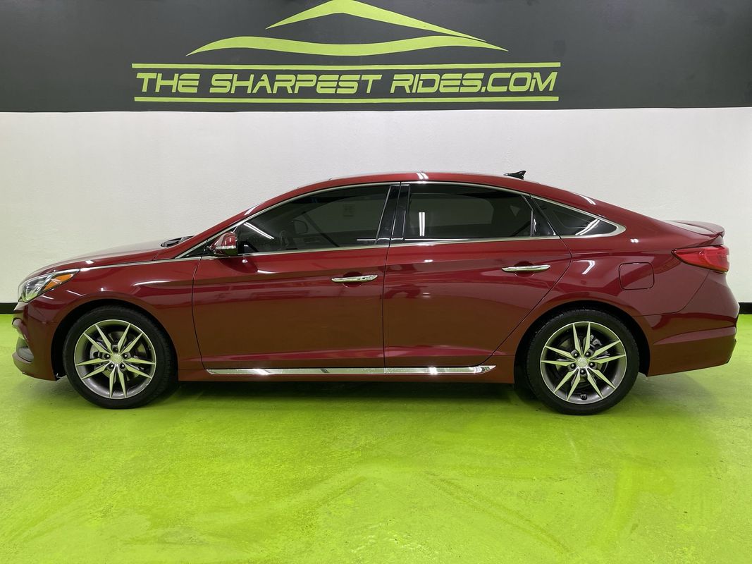 Vehicle image 9 of 31
