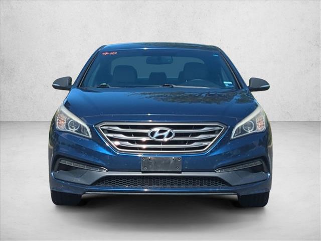 2015 Hyundai Sonata 2.0T Sport Image 2 of 23