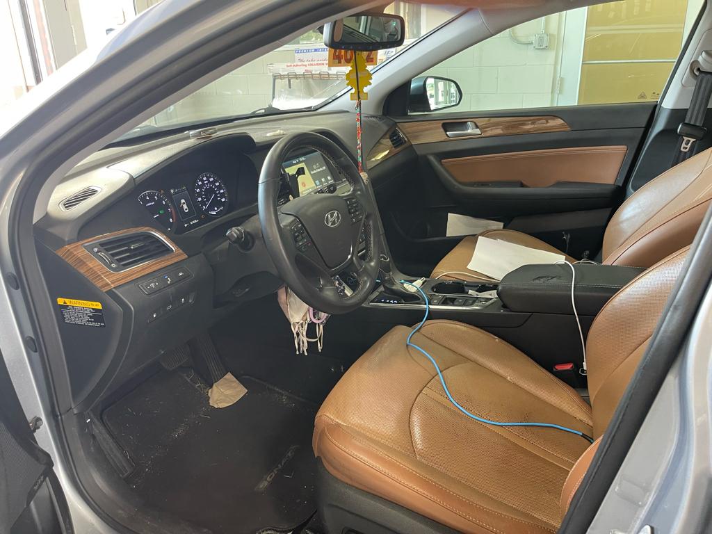 2015 Hyundai Sonata 2.4L Limited Image 8 of 10