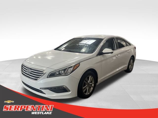 2015 Hyundai Sonata 2.4L SE Image 2 of 35