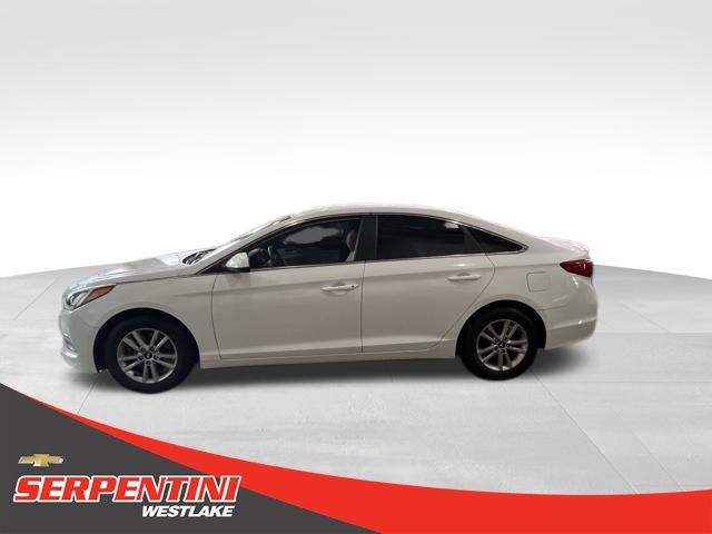 2015 Hyundai Sonata 2.4L SE Image 8 of 35