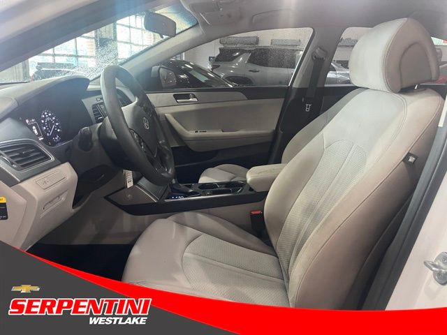 2015 Hyundai Sonata 2.4L SE Image 14 of 35